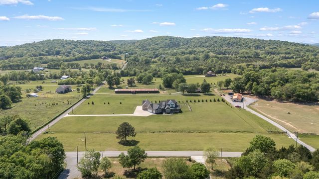 12365 Hogwood Rd, Milton, TN 37118