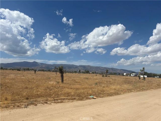 0 Valle Vista, Phelan, CA 92329