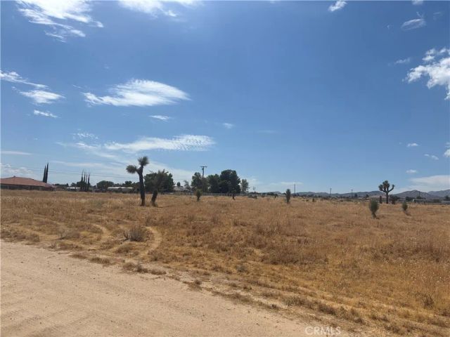 0 Valle Vista, Phelan, CA 92329