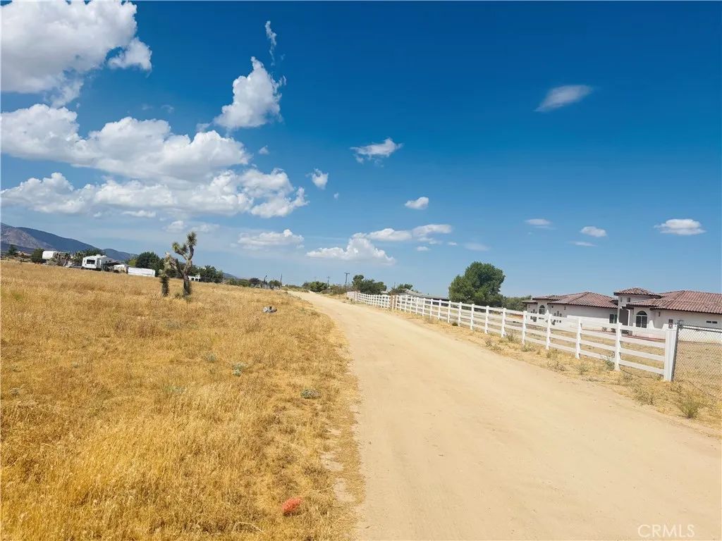0 Valle Vista, Phelan, CA 92329