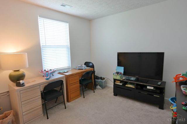 8889 Williamson Circle, Harrison, OH 45030