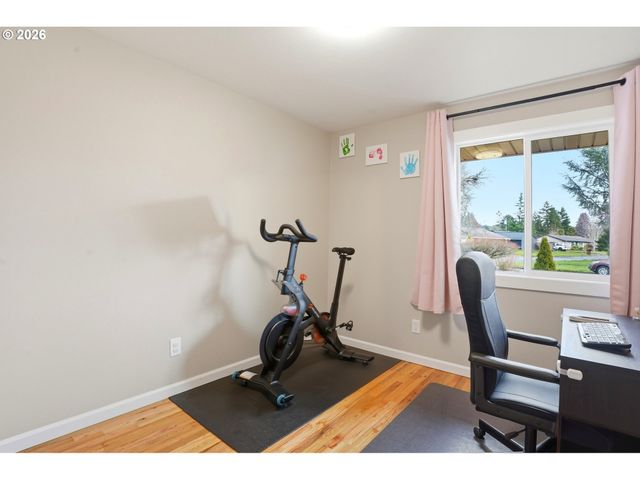 735 Sw 136TH Ave, Beaverton, OR 97005