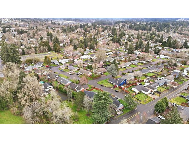 735 Sw 136TH Ave, Beaverton, OR 97005