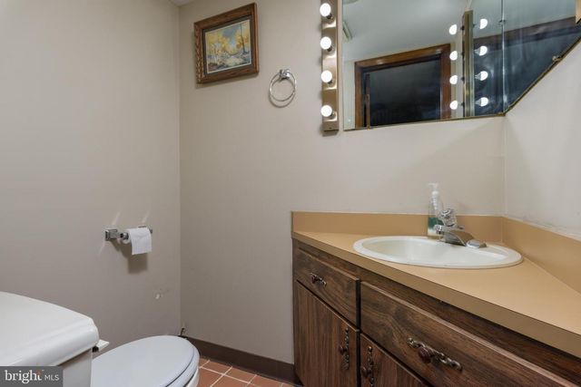 706 CEDAR RIDGE LN, Mechanicsburg, PA 17055