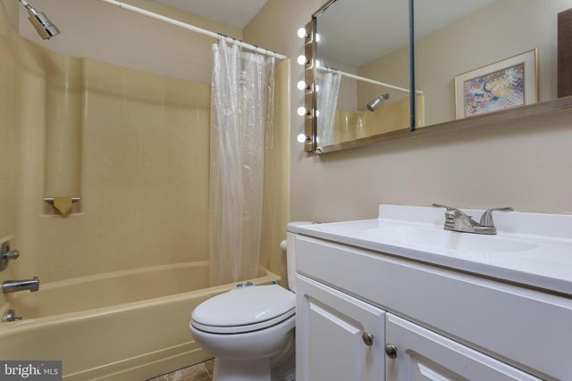 706 CEDAR RIDGE LN, Mechanicsburg, PA 17055