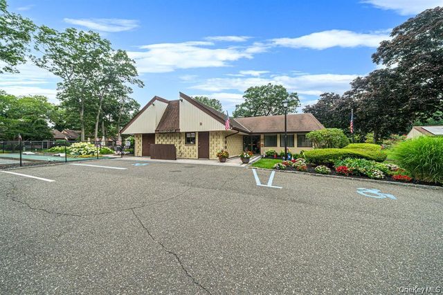 209 Strathmore Gate Drive, Stony Brook, NY 11790