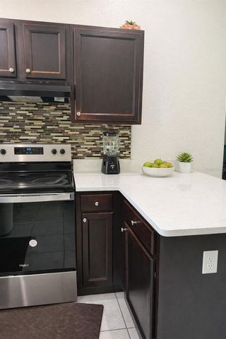 5711 NW 4TH STREET, Ocala, FL 34482