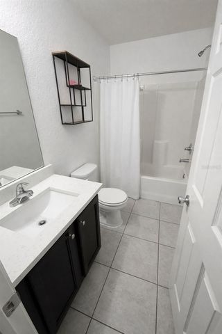 5711 NW 4TH STREET, Ocala, FL 34482