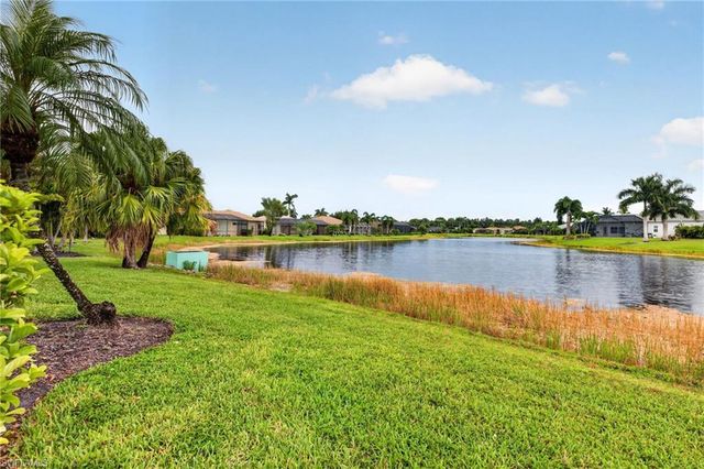 23410 Olde Meadowbrook CIR, Estero, FL 34134