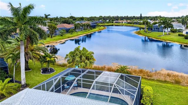 23410 Olde Meadowbrook CIR, Estero, FL 34134