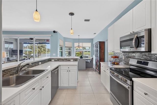 23410 Olde Meadowbrook CIR, Estero, FL 34134