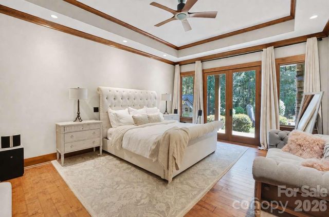 9208 Flying Eagle Lane, Charlotte, NC 28278