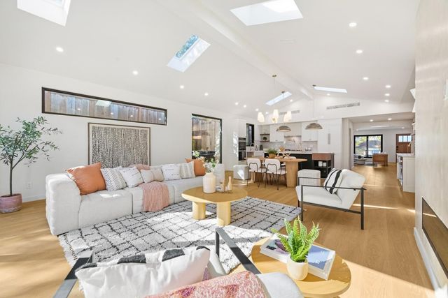266 Vine Street, San Carlos, CA 94070