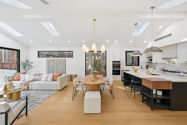 266 Vine Street, San Carlos, CA 94070