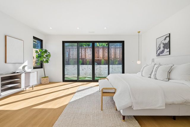 266 Vine Street, San Carlos, CA 94070