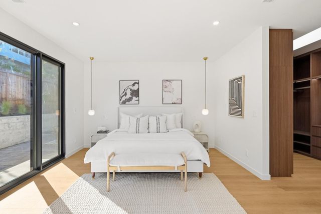 266 Vine Street, San Carlos, CA 94070
