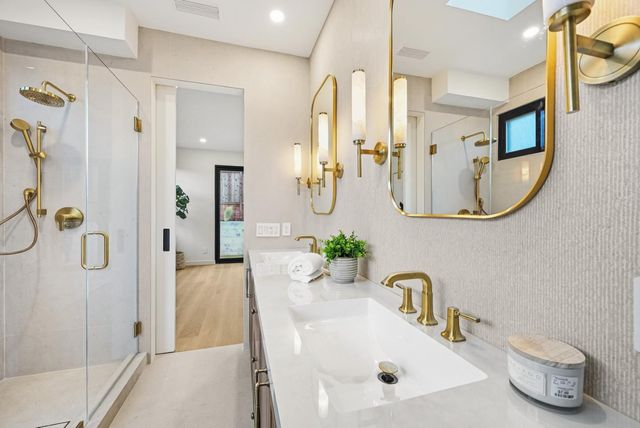 266 Vine Street, San Carlos, CA 94070