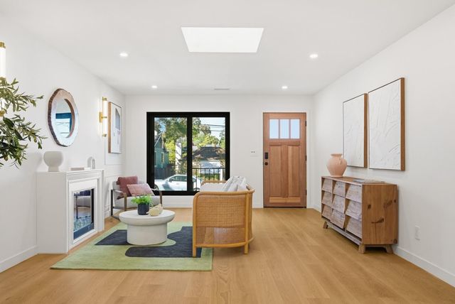 266 Vine Street, San Carlos, CA 94070