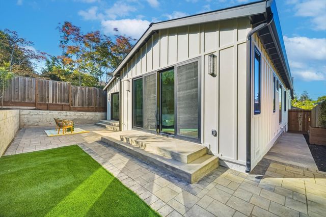 266 Vine Street, San Carlos, CA 94070