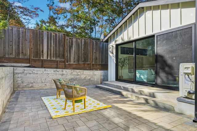 266 Vine Street, San Carlos, CA 94070