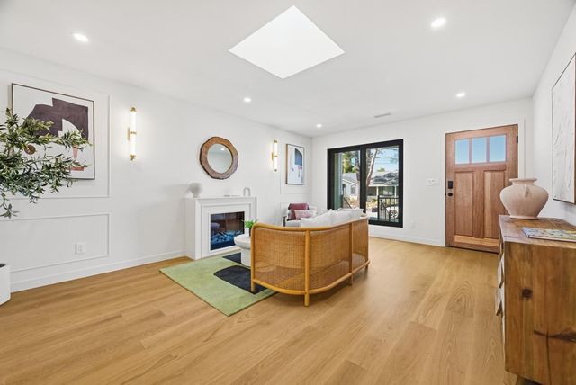 266 Vine Street, San Carlos, CA 94070