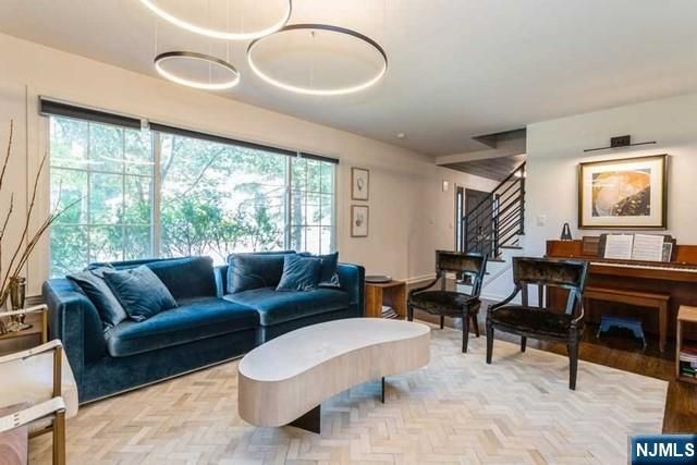 437 Summit Street, Englewood Cliffs, NJ 07632