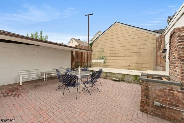 1432 Lexington Pl, Elizabeth City, NJ 07208