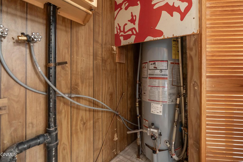 454 Piccadilly Circle, Bismarck, ND 58504 photo 25