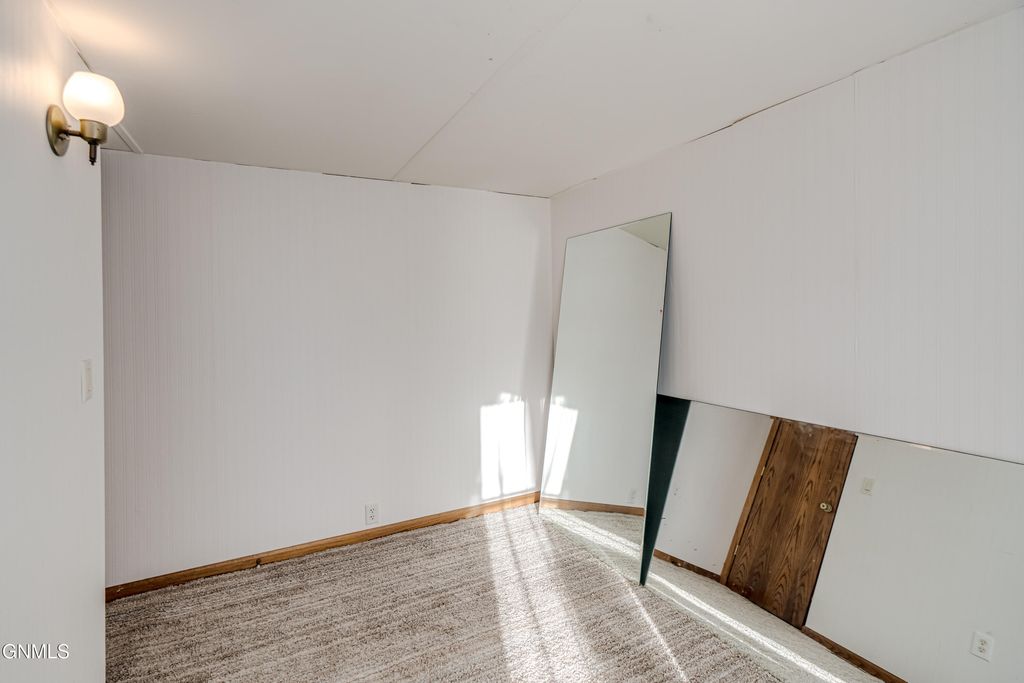 454 Piccadilly Circle, Bismarck, ND 58504 photo 42