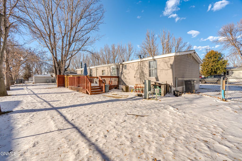 454 Piccadilly Circle, Bismarck, ND 58504 photo 50