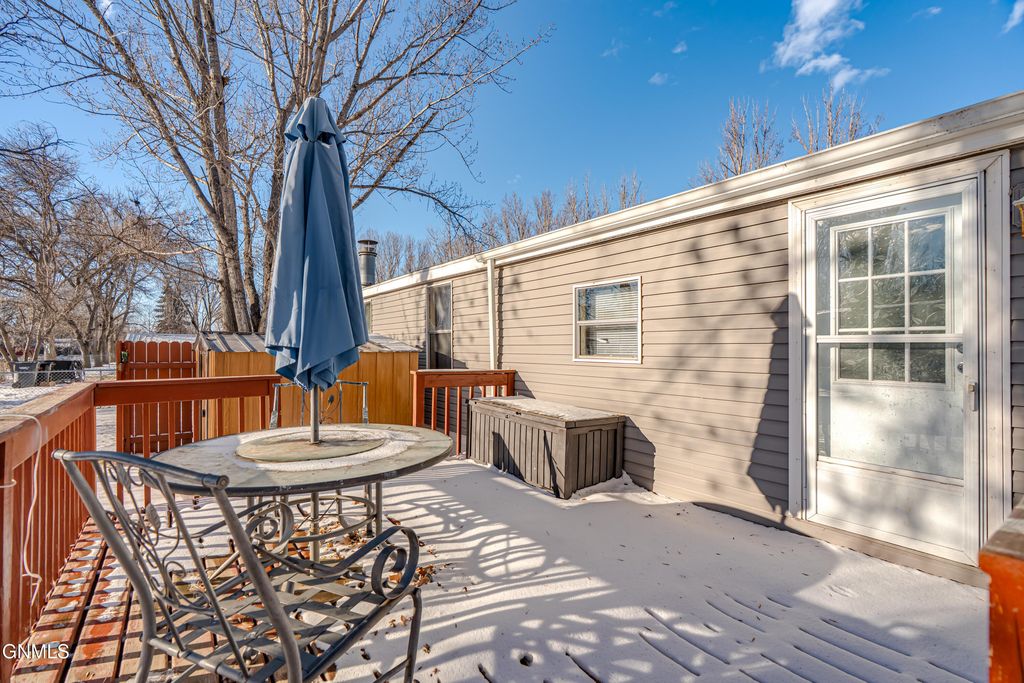 454 Piccadilly Circle, Bismarck, ND 58504 photo 51