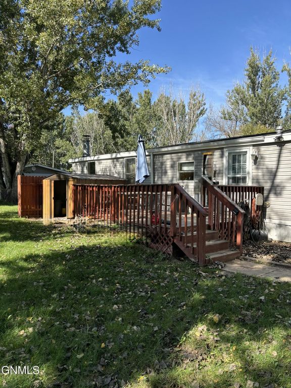 454 Piccadilly Circle, Bismarck, ND 58504 photo 59