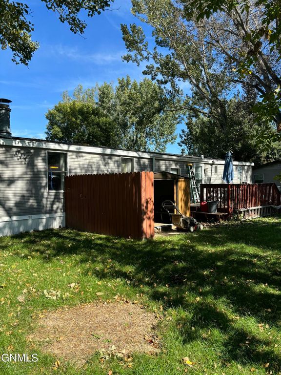 454 Piccadilly Circle, Bismarck, ND 58504 photo 60