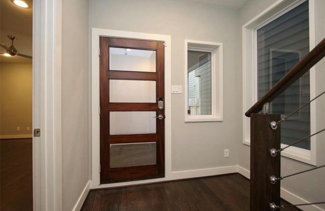 2614 Sherwin Street, Houston, TX 77007