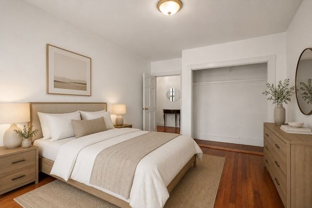 66 Queensberry St 218, Boston, MA 02215