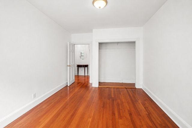 66 Queensberry St 218, Boston, MA 02215