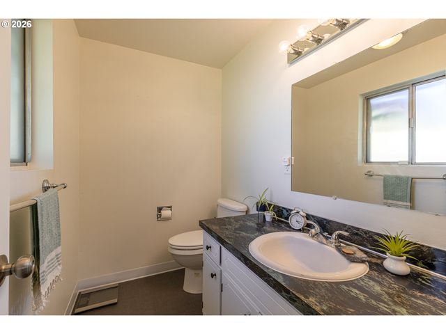 9715 Se RAMONA St, Portland, OR 97266