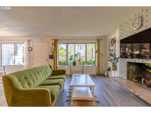 9715 Se RAMONA St, Portland, OR 97266