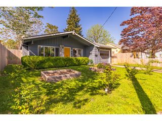 9715 Se RAMONA St, Portland, OR 97266