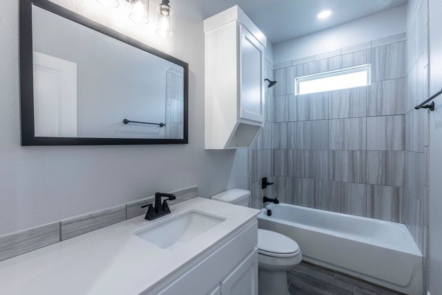 141 Dana Point, Lorena, TX 76655