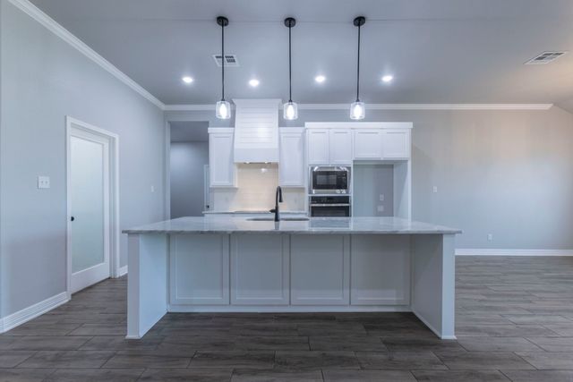 141 Dana Point, Lorena, TX 76655