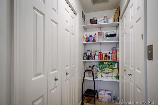 2755 Ashley Morgan Drive, New Albany, IN 47150