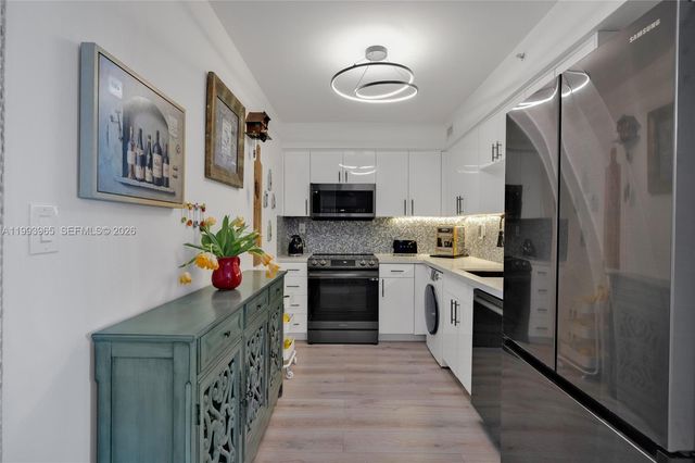 2501 S Ocean Dr 922, Hollywood, FL 33019