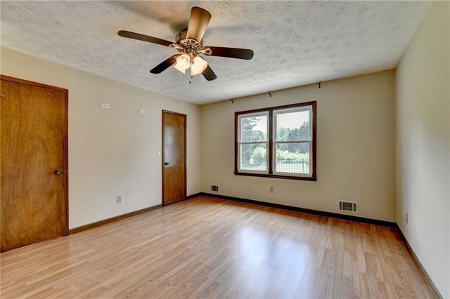 4410 Meadow Trail, Cumming, GA 30028