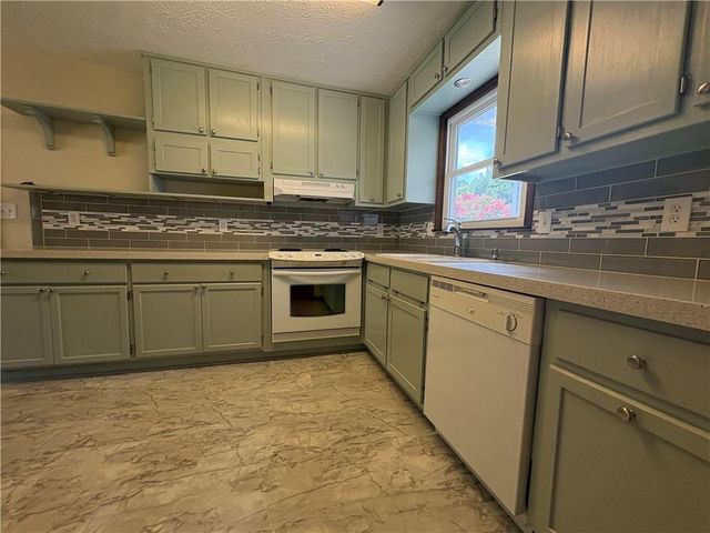 4410 Meadow Trail, Cumming, GA 30028