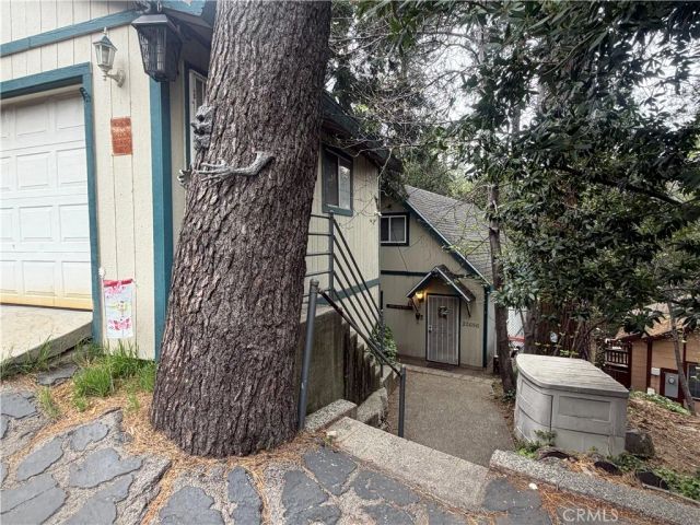 23686 Scenic, Crestline, CA 92325