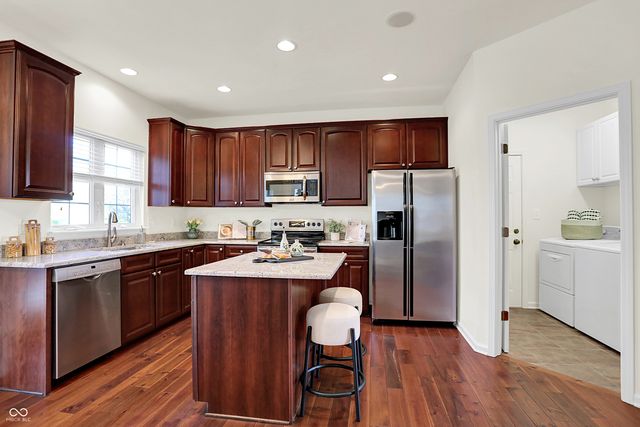 12448 Pasture View Court, Carmel, IN 46033