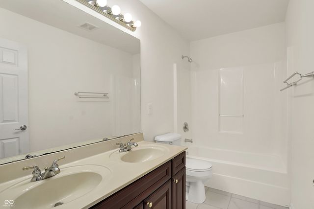 12448 Pasture View Court, Carmel, IN 46033