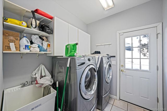 10 Ashley Loop, Northport, NY 11768