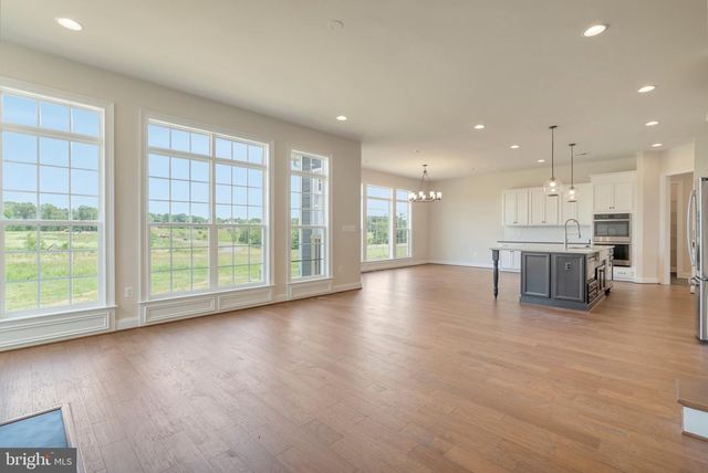 RED OAK ROAD, Cross Junction, VA 22625